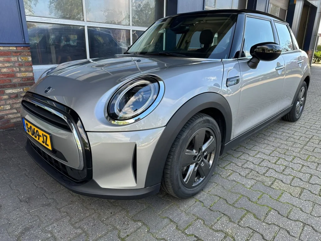 MINI Cooper (2023) — foto 1