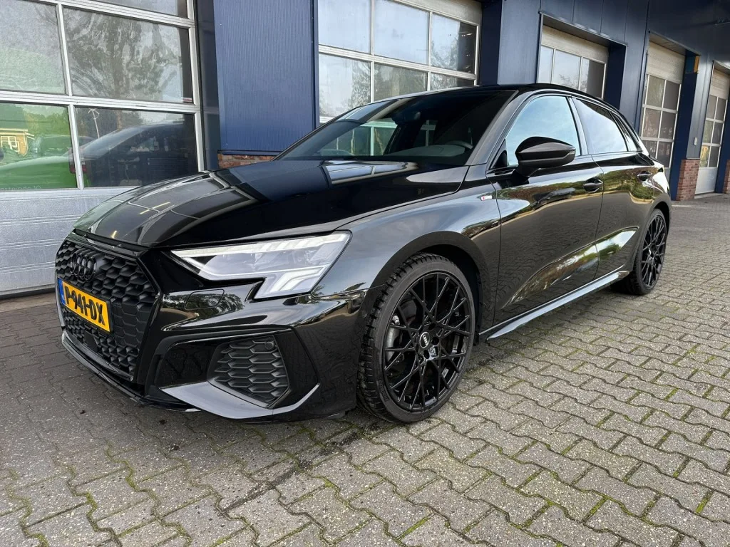Audi A3 (2022) — foto 1