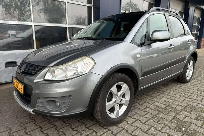 Suzuki SX4 (2011)