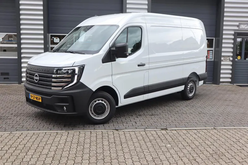 Nissan Interstar (2024)