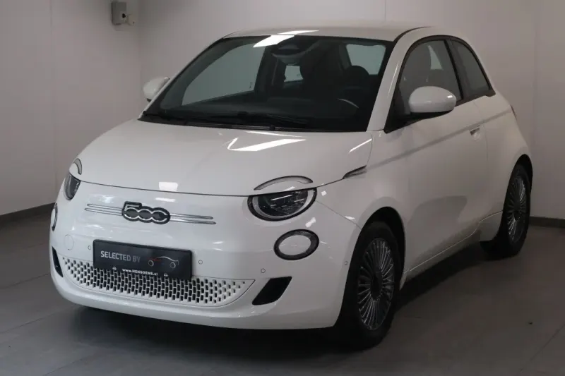 Fiat 500e (2024)