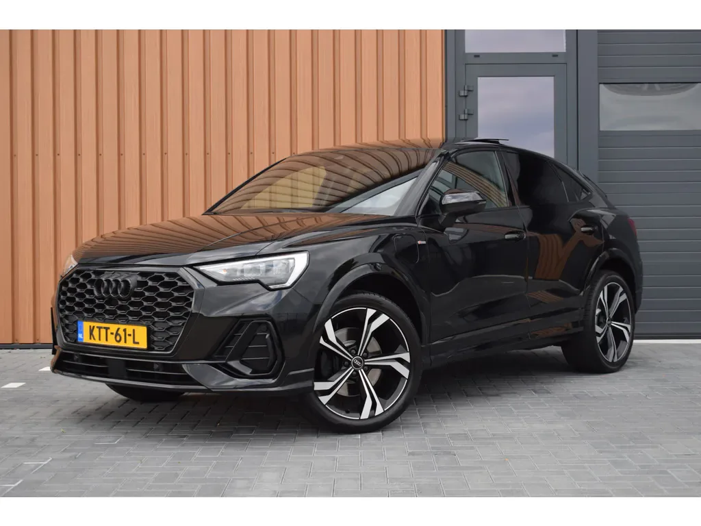 Audi Q3 Sportback (2023) — foto 1