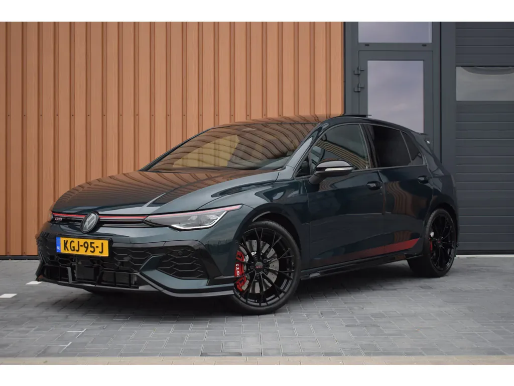 Volkswagen Golf (2026) — foto 1