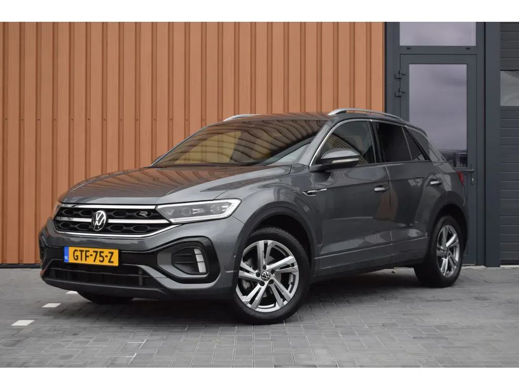 Volkswagen T-Roc (2024) — foto 1