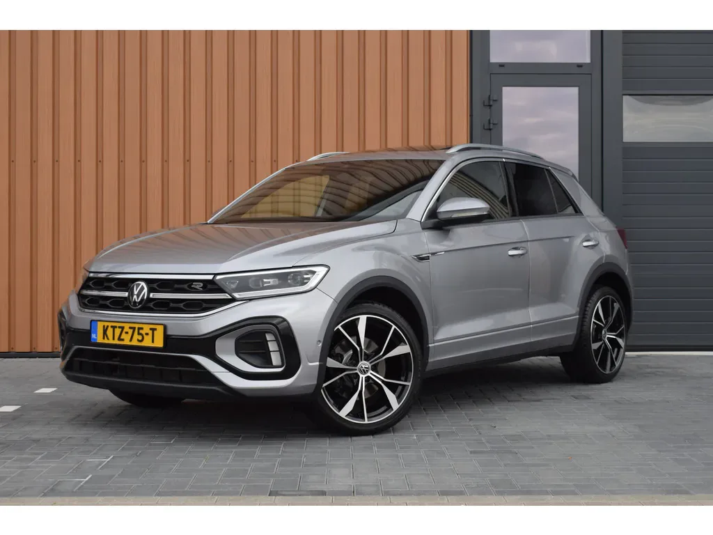 Volkswagen T-Roc (2022) — foto 1