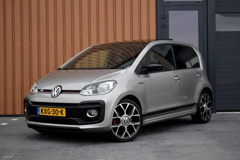 Volkswagen Up! (2018)