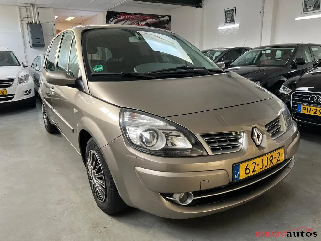Renault Scénic (2009) — foto 1
