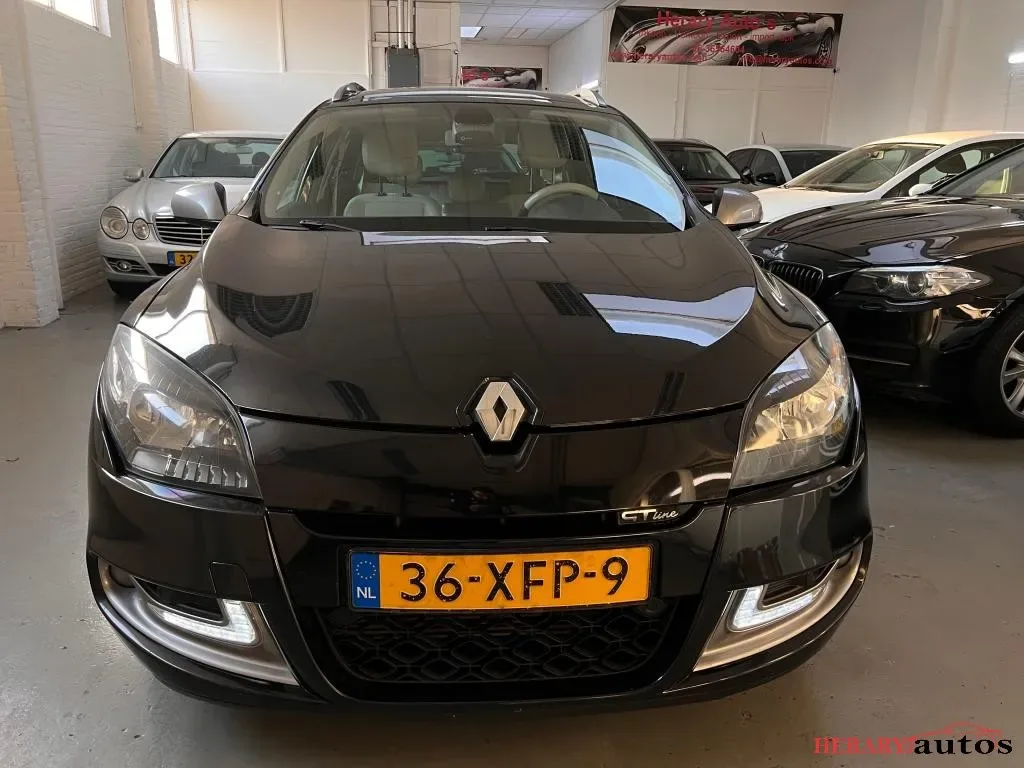RENAULT MÉGANE 1.5 DCI 110ch GT-LINE - TOIT PANORAMIQUE - CAMÉRA DE RECUL - SEMI-CUIR - GPS - CLIMATISATION