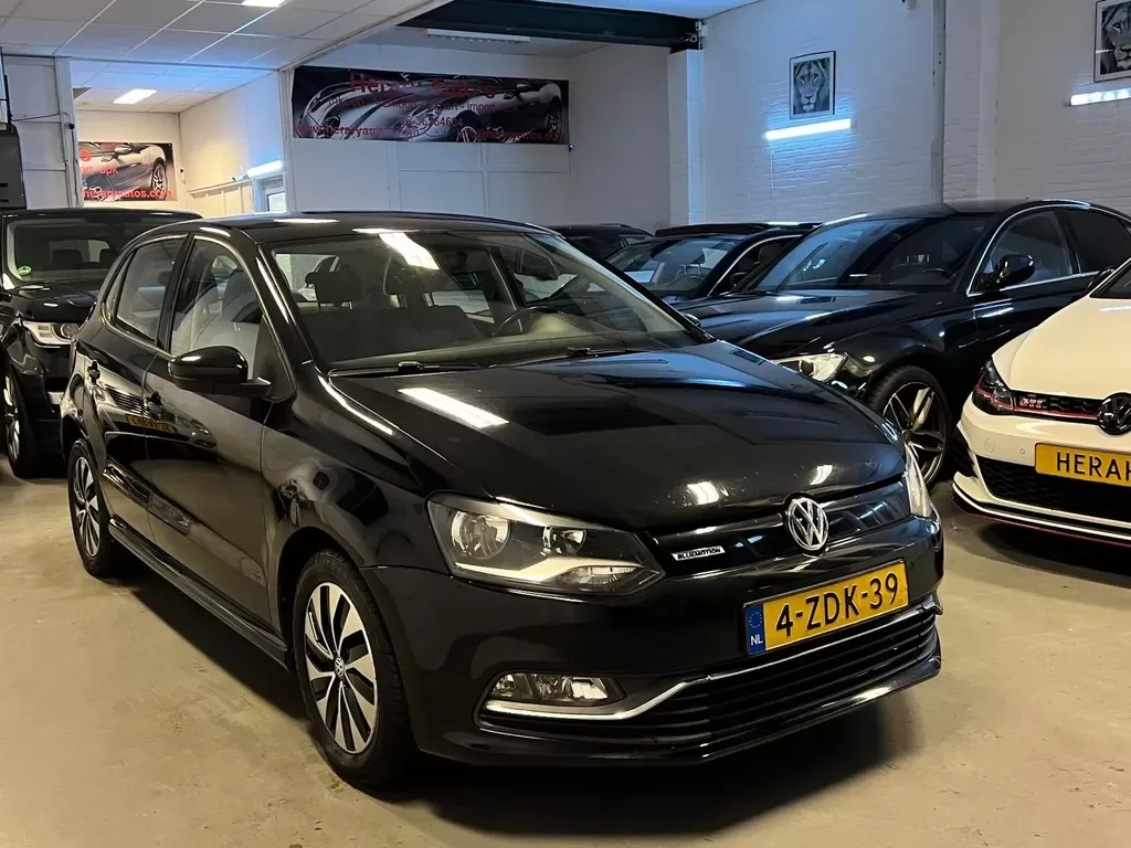 Volkswagen Polo (2014) — foto 1