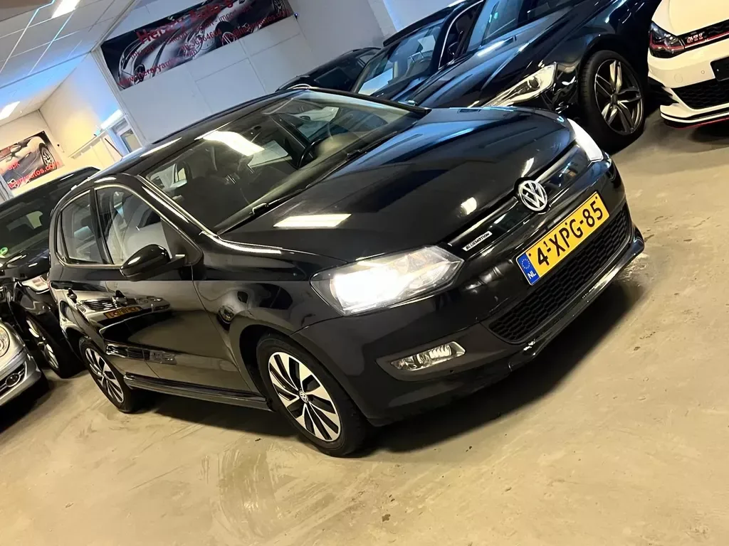 Volkswagen Polo (2014) — foto 1