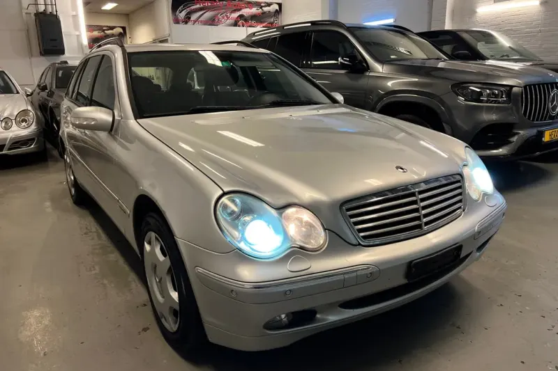 Mercedes-Benz C-Klasse (2004)
