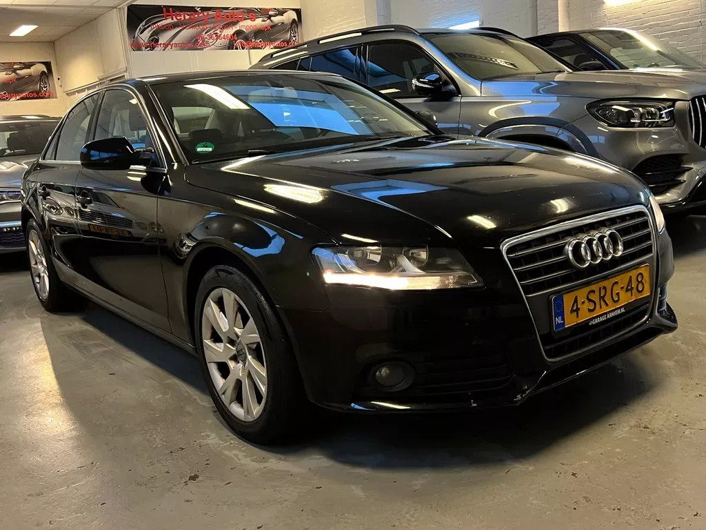 Audi A4 (2011) — foto 1