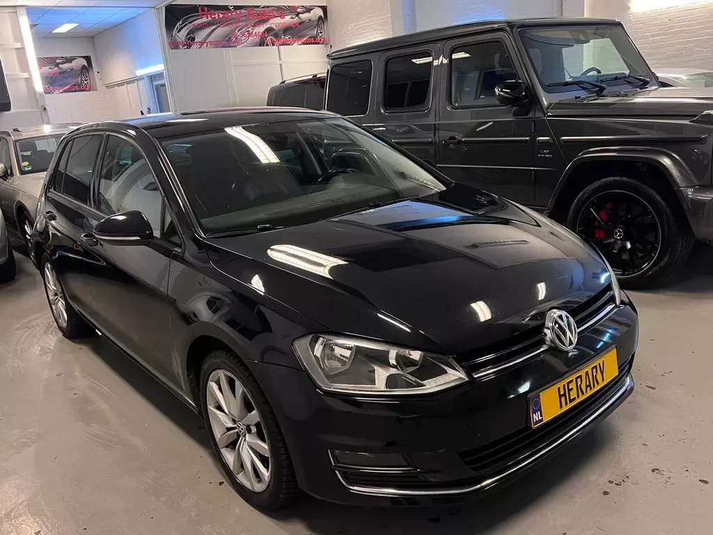 Volkswagen Golf (2017) — foto 1