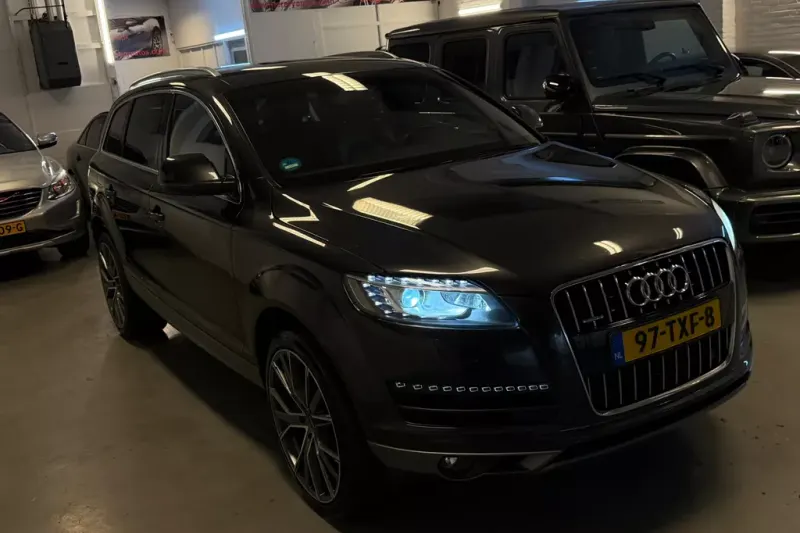 Audi Q7 (2012)