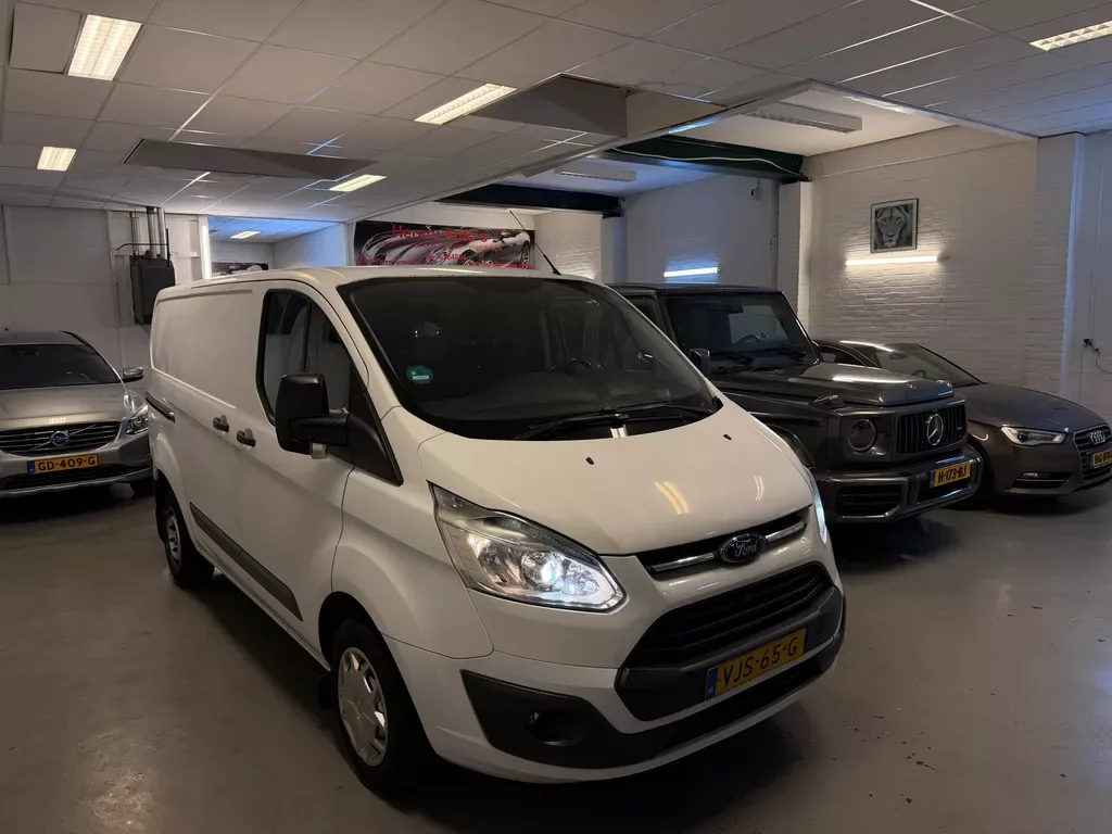 Ford Transit Custom (2016) — foto 1