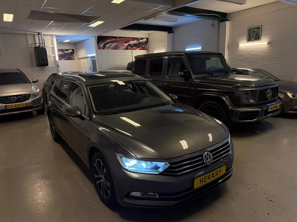 Volkswagen Passat (2016) — foto 1