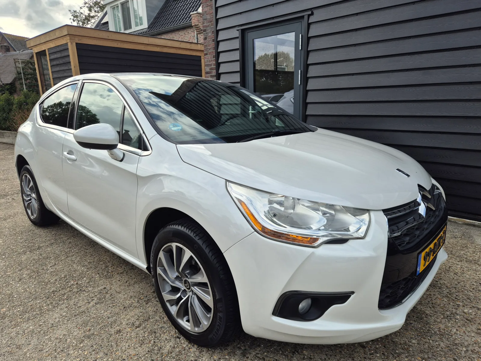 Citroën DS4 (2011) — foto 1