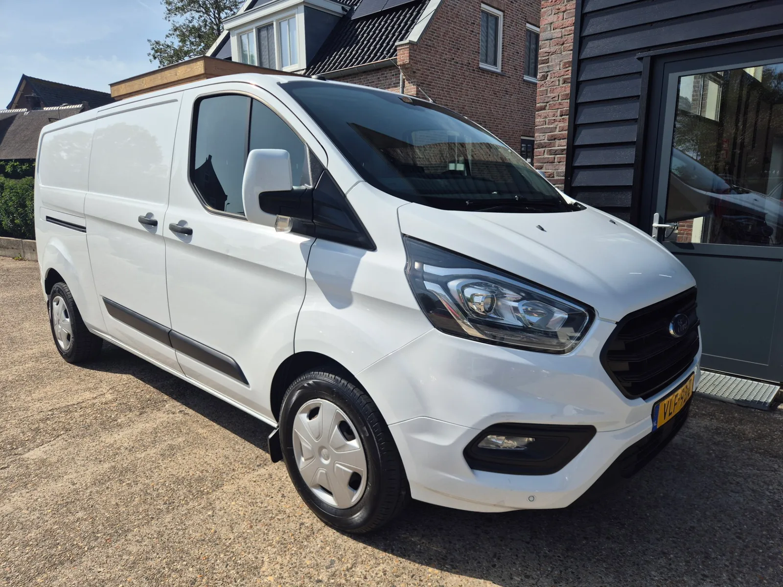 Ford Transit Custom (2018) — foto 1