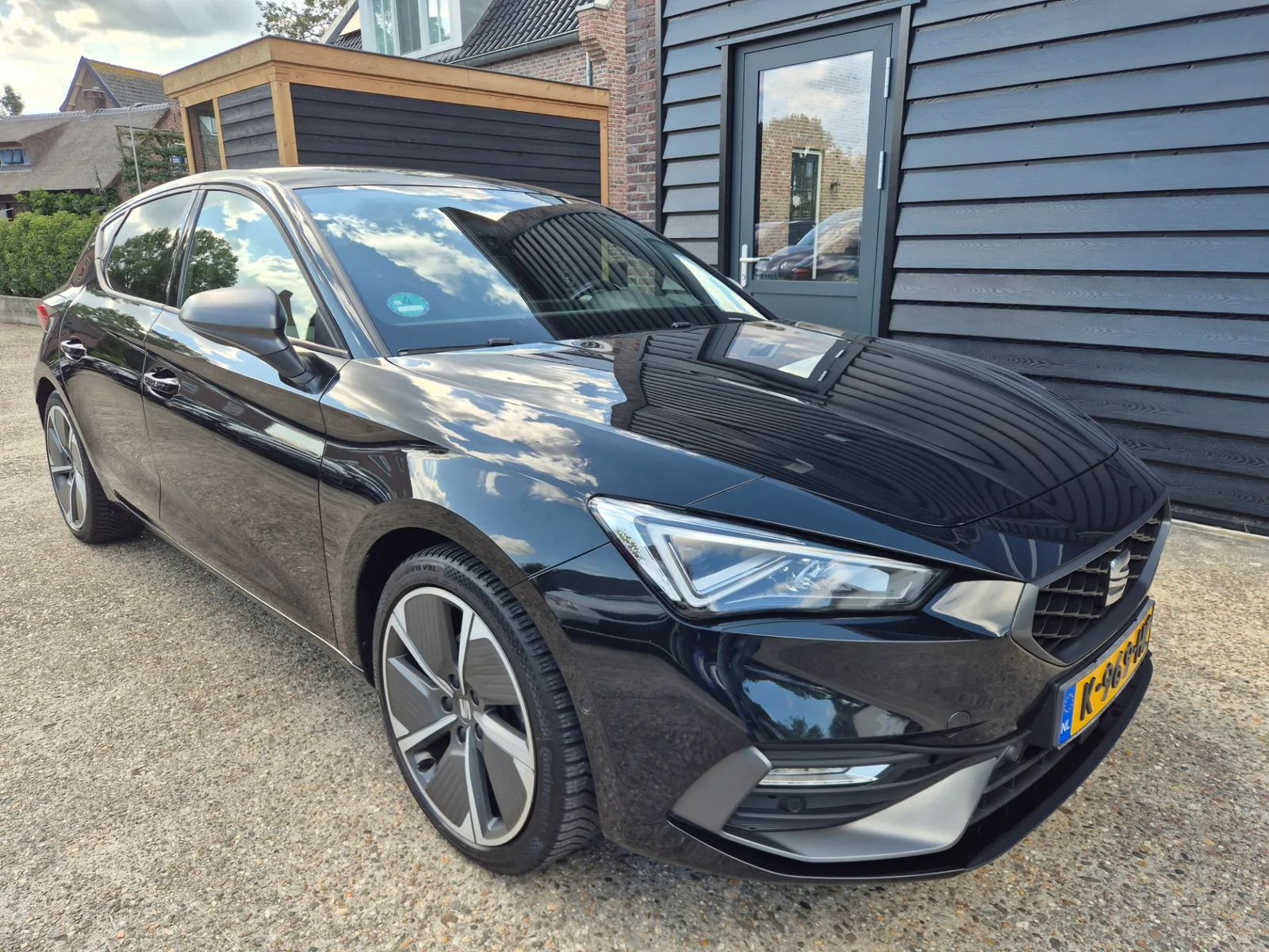 SEAT Leon (2021) — foto 1