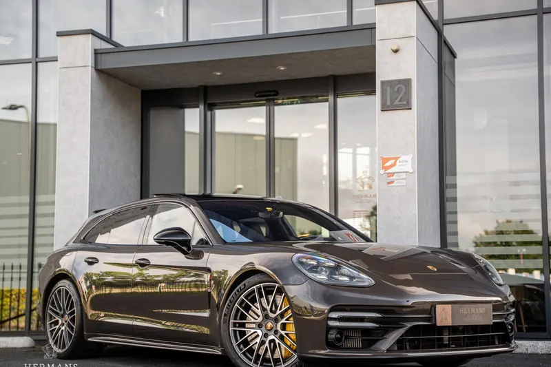 Porsche Panamera (2021)