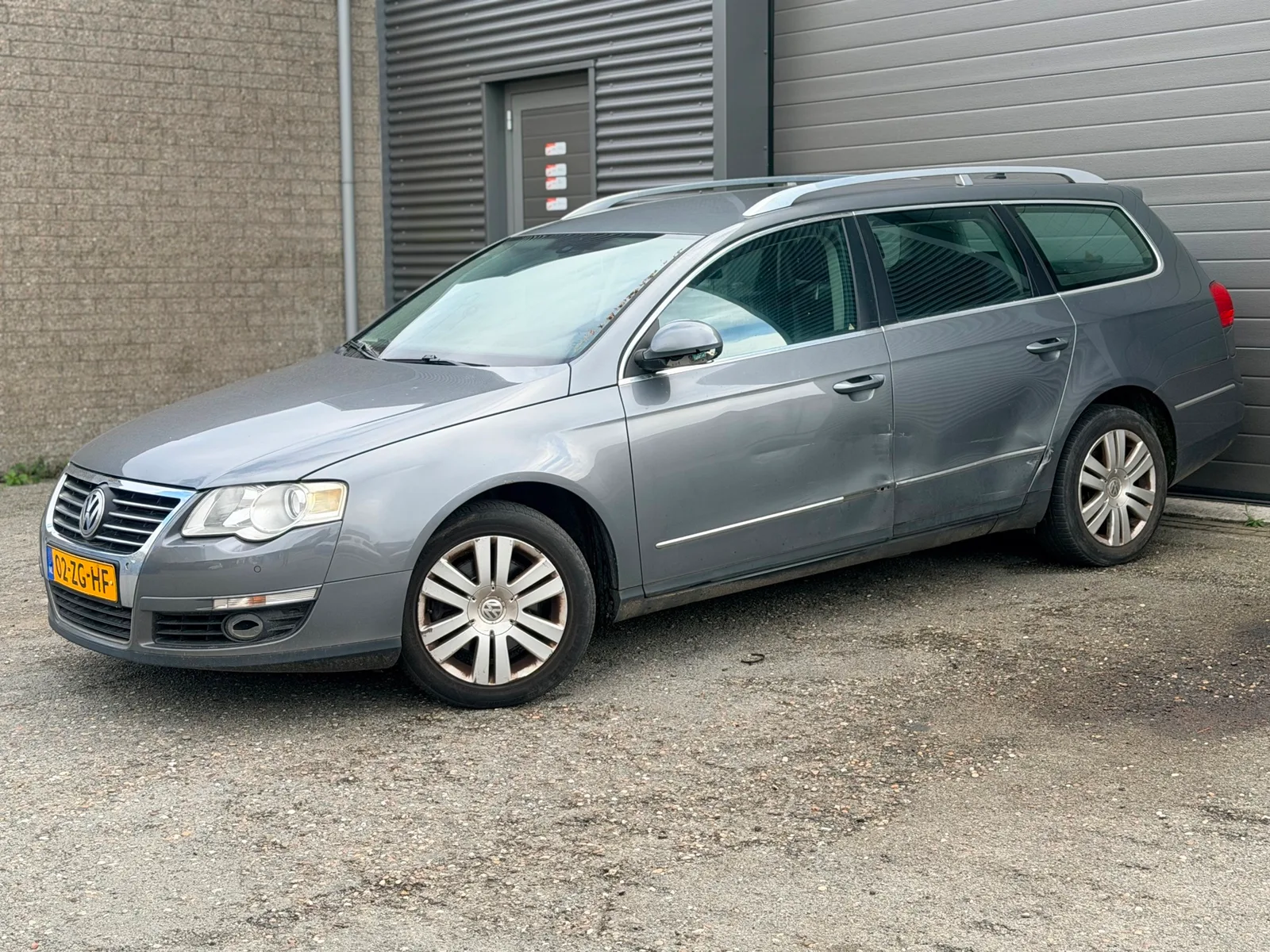 Volkswagen Passat (2008) — foto 1