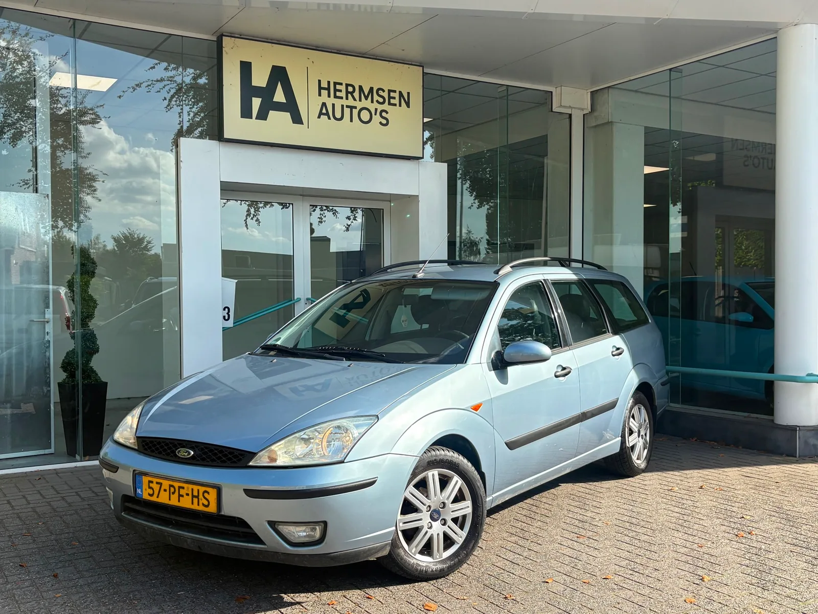 Ford Focus (2004) — foto 1