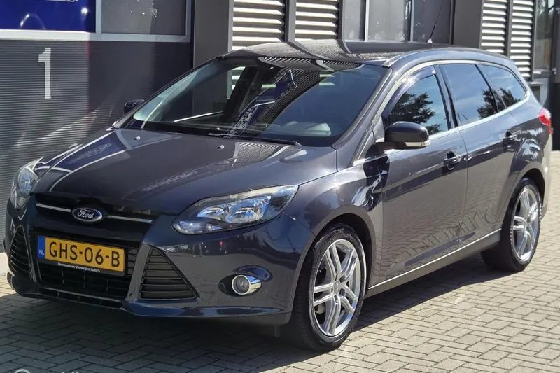 Ford Focus (2012)