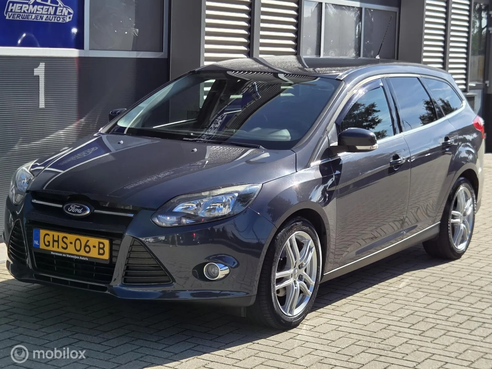 Ford Focus (2012) — foto 1