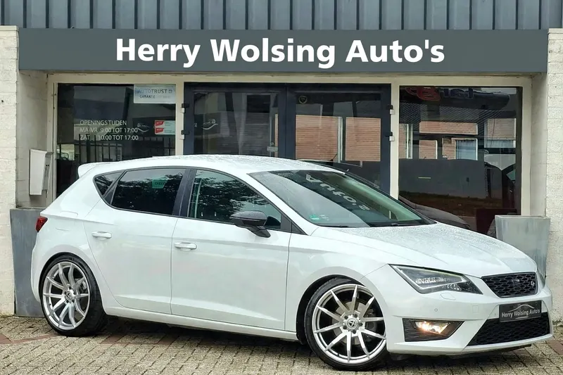 SEAT Leon (2016)