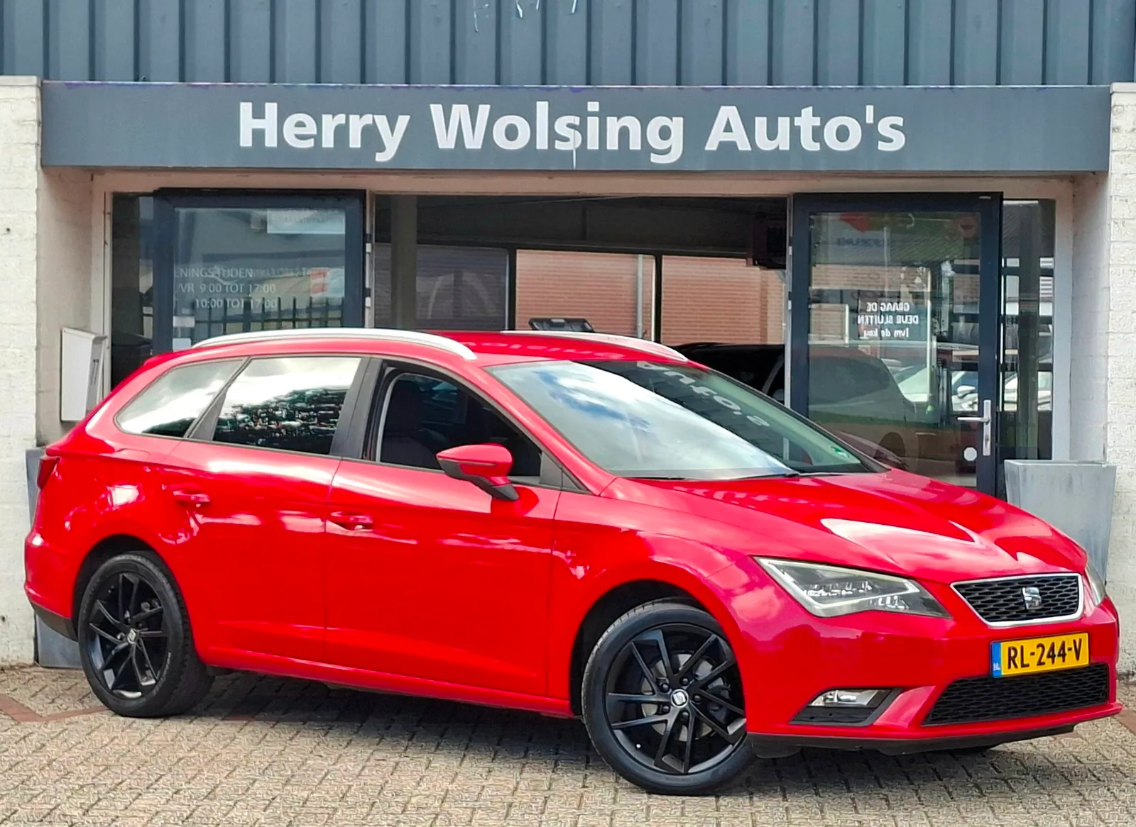 SEAT Leon (2015) — foto 1