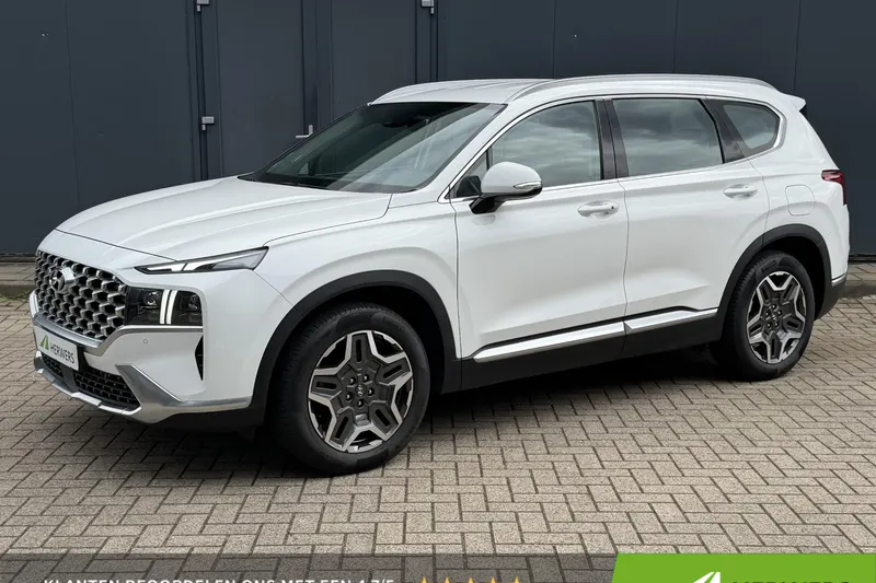 Hyundai Santa Fe (2022)