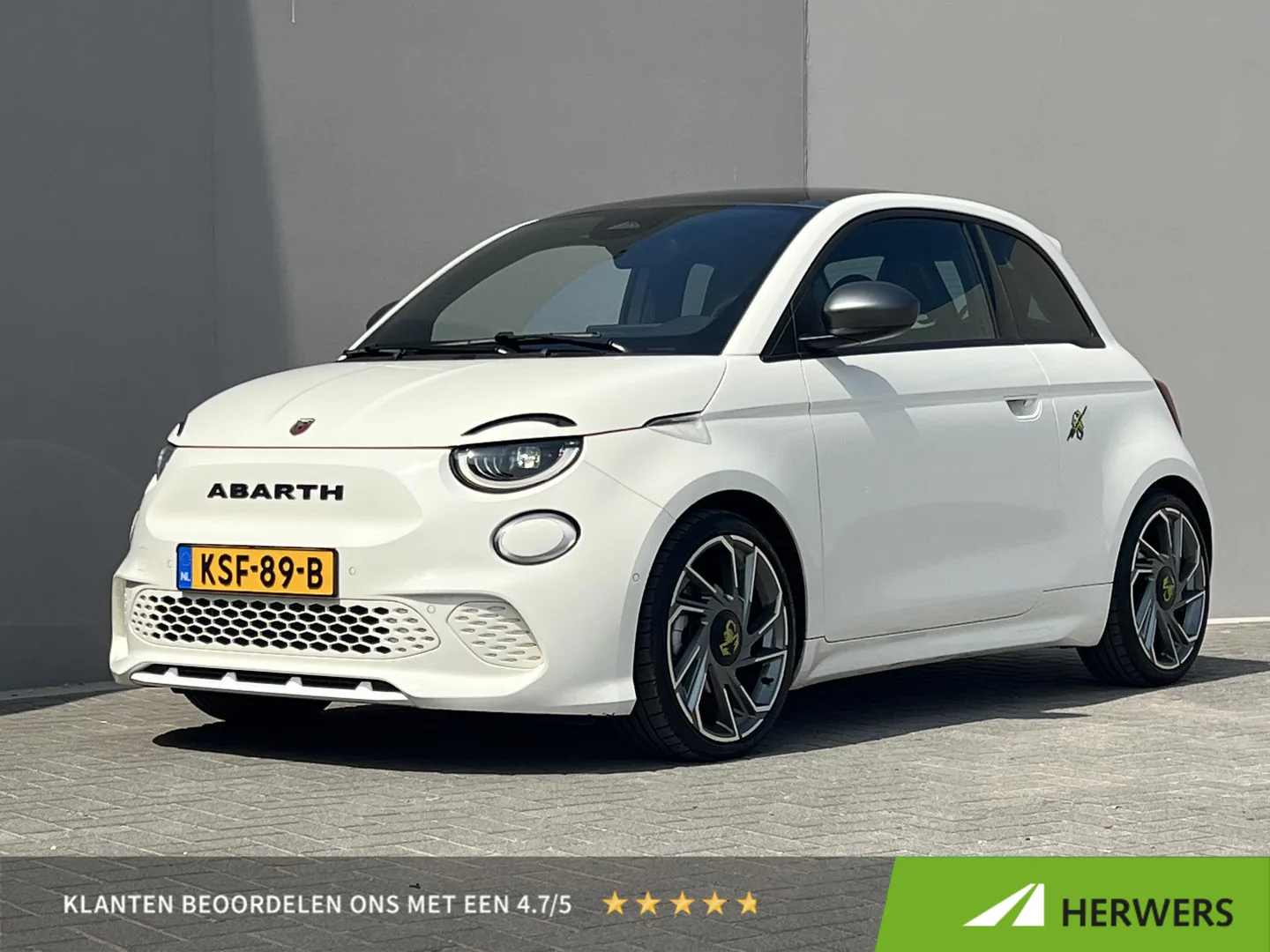 Abarth 500e (2025) — foto 1
