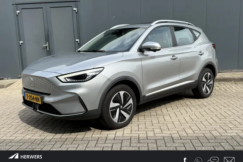 MG ZS (2023)