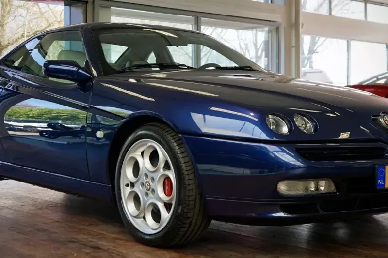Alfa Romeo GTV (1999)
