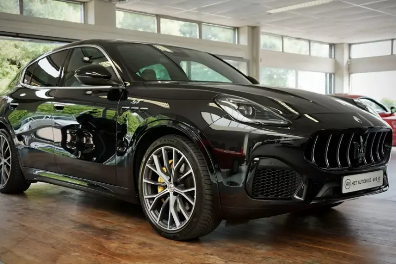 Maserati Grecale (2022)