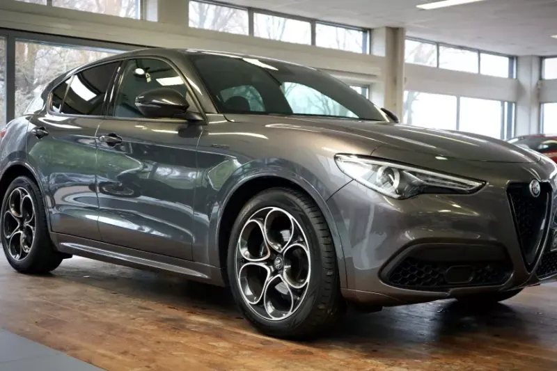 Alfa Romeo Stelvio (2021)