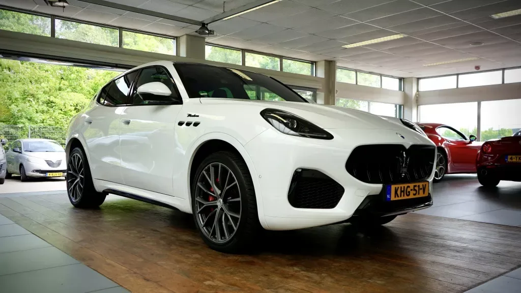 Maserati Grecale (2023) — foto 1