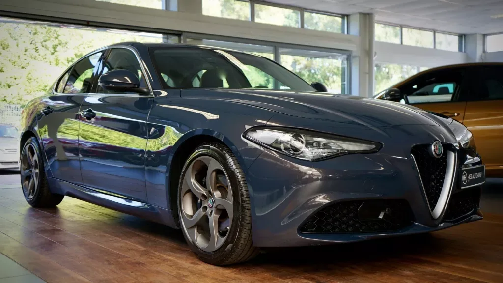 Alfa Romeo Giulia (2017) — foto 1