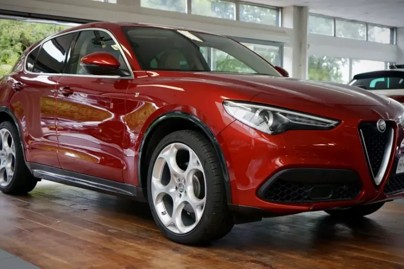 Alfa Romeo Stelvio (2022)