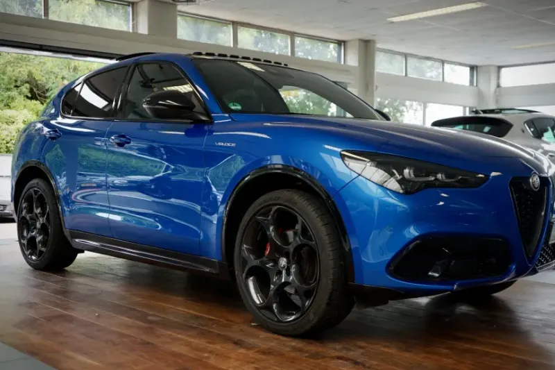 Alfa Romeo Stelvio (2023)