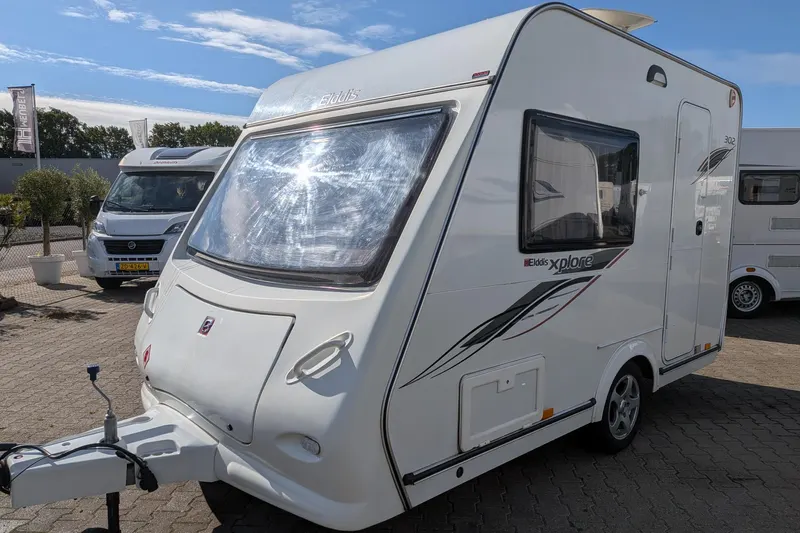 Compacte Compacte Elddis Xplore (2011)
