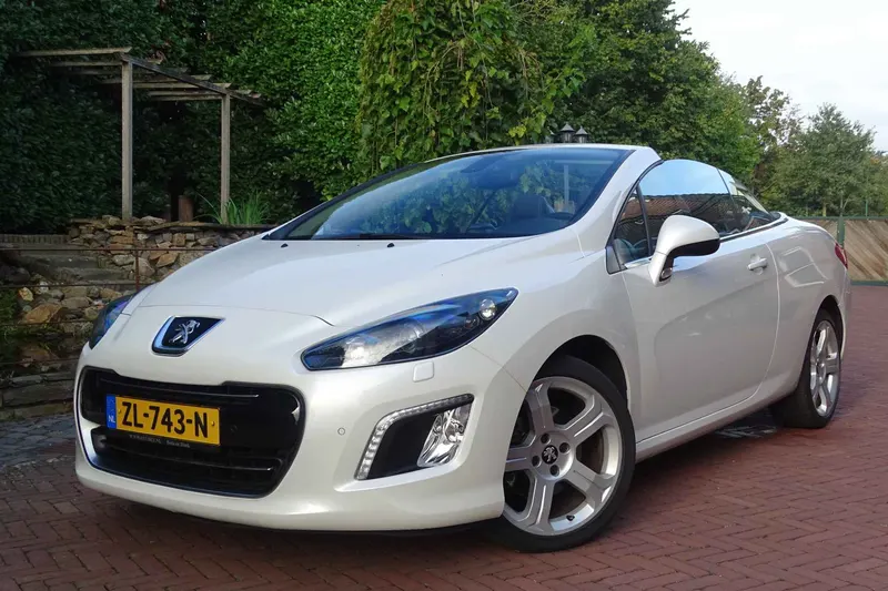 Peugeot 308 (2015)