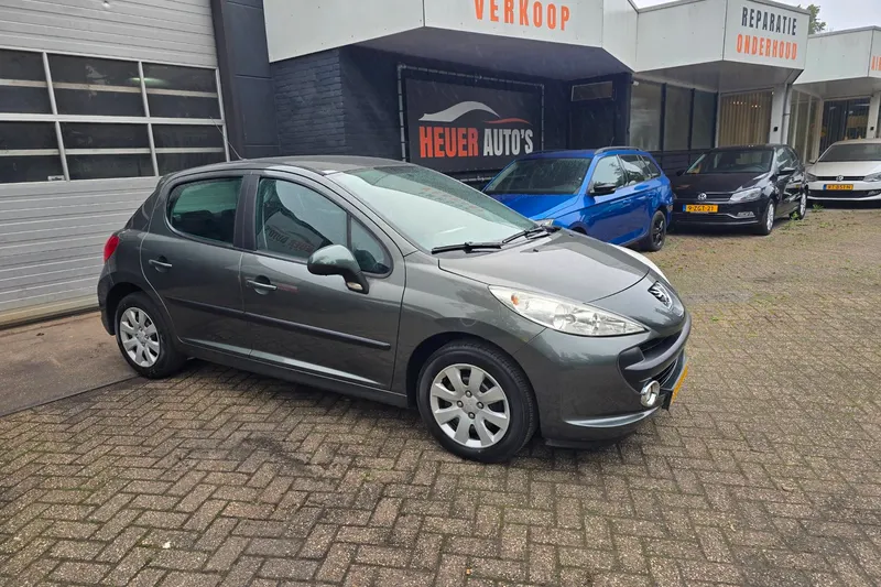 Peugeot 207 (2009)