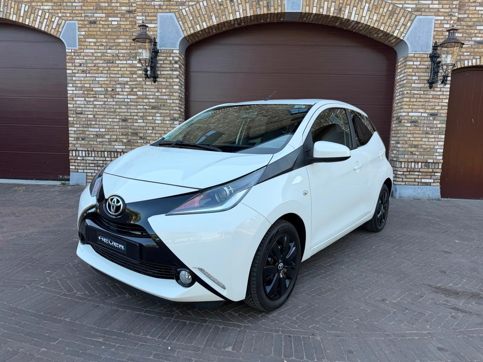 Toyota Aygo (2014) — foto 1