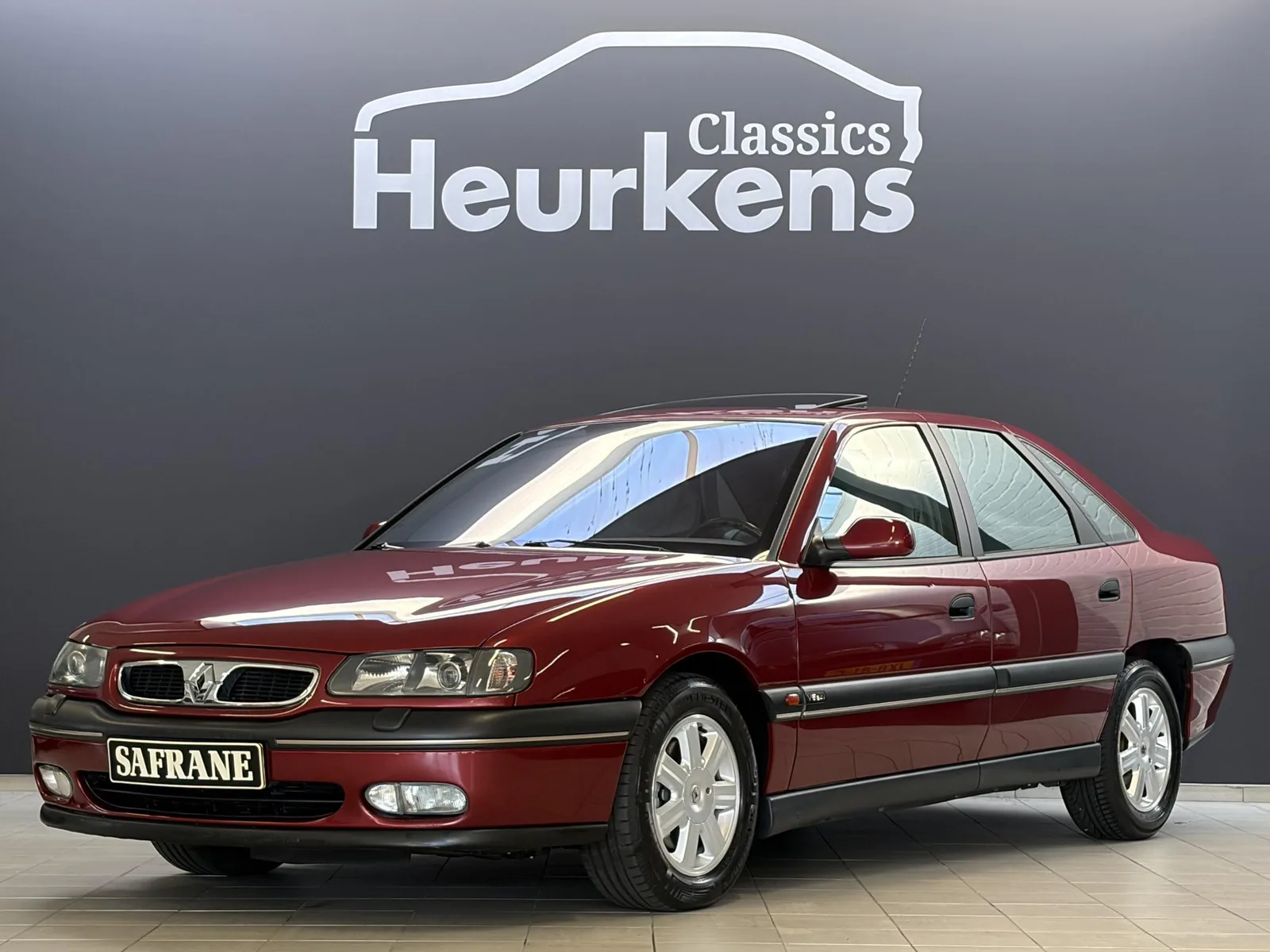 Renault Safrane (2000) — foto 1
