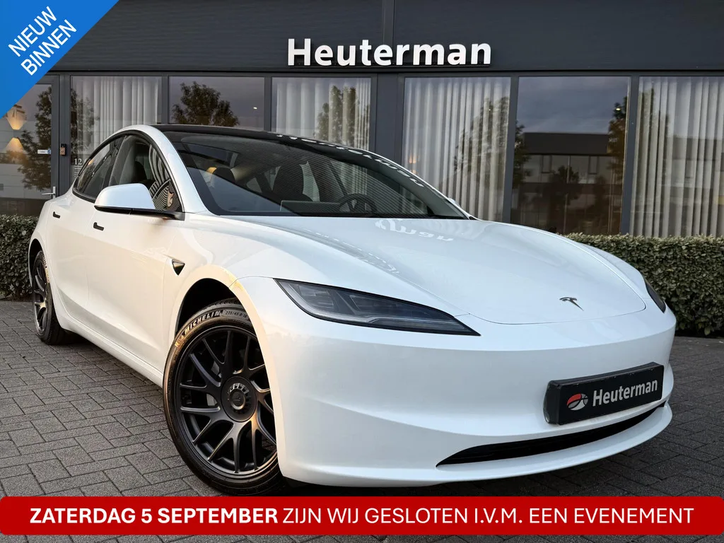 Tesla Model 3 (2025) — foto 1