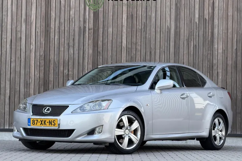 Lexus IS (2007)