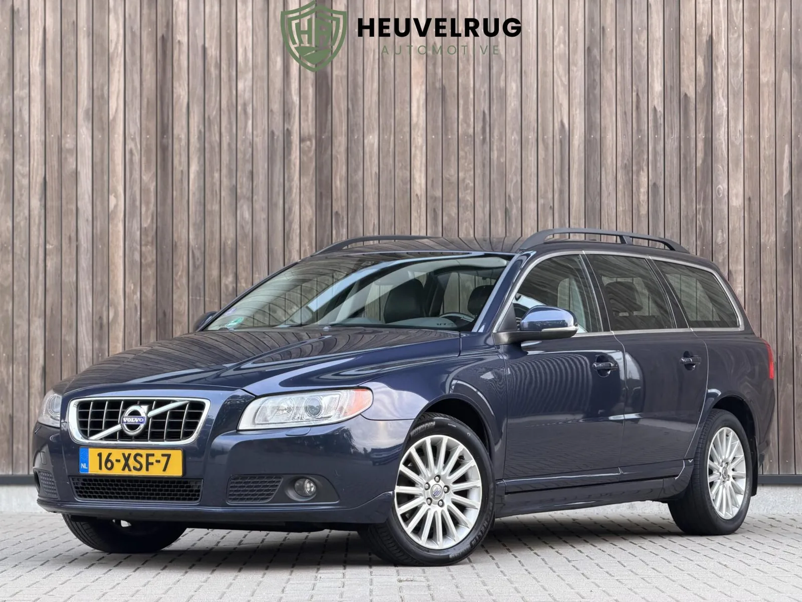 Volvo V70 (2012) — foto 1
