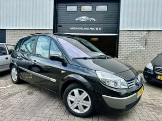 Renault Scénic (2004) — foto 1