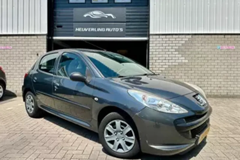 Peugeot 206 (2012)